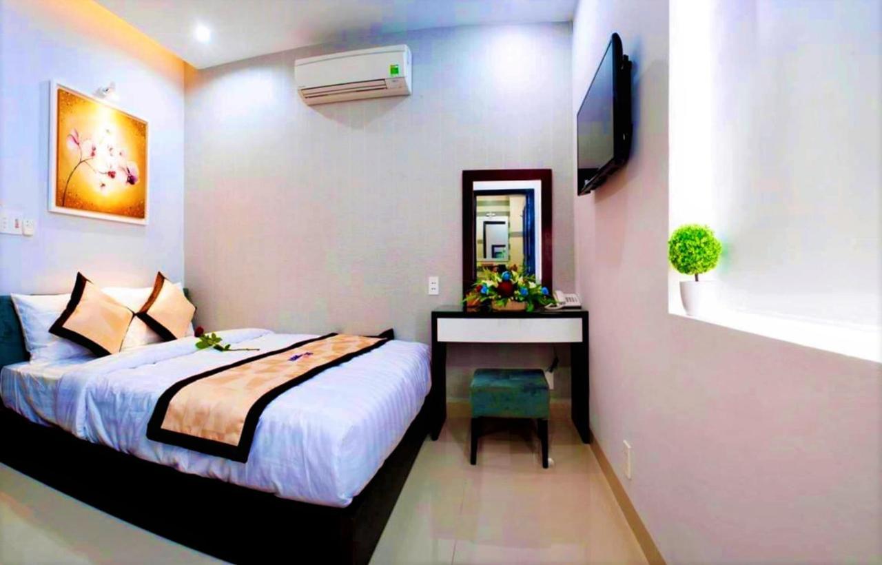 Hanoi Blue Hotel - The Water Front Da Nang Exterior photo