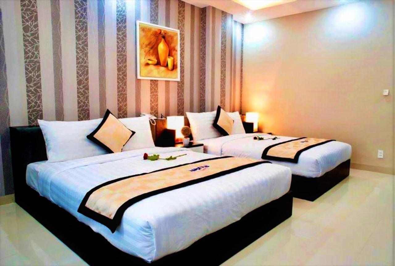 Hanoi Blue Hotel - The Water Front Da Nang Exterior photo